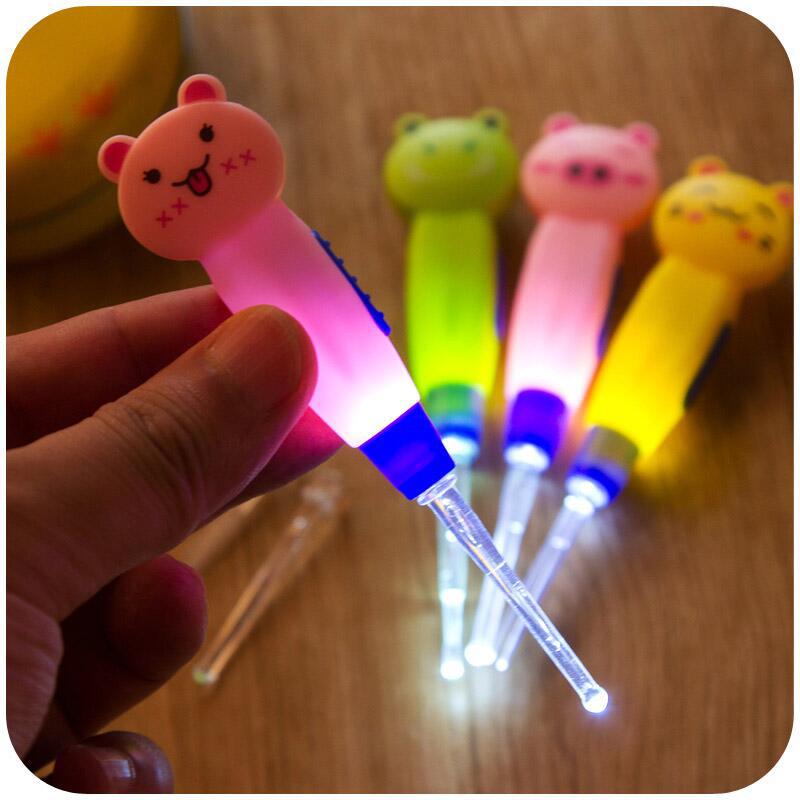 Baby Care Ear Spoon Light Child Ears Cleaning with Light Wholesale Earwax Spoon Digging Luminous Dig Ear Syringe japanese style