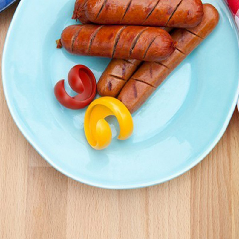 2pcs Fancy Sausage Cutter Spiral Barbecue Hot Dogs Cutter Slicer Kitchen Cutting Gadget